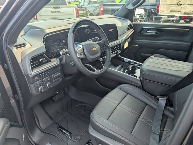 New 2026 Chevrolet Suburban High Country AWD/4WD image 12
