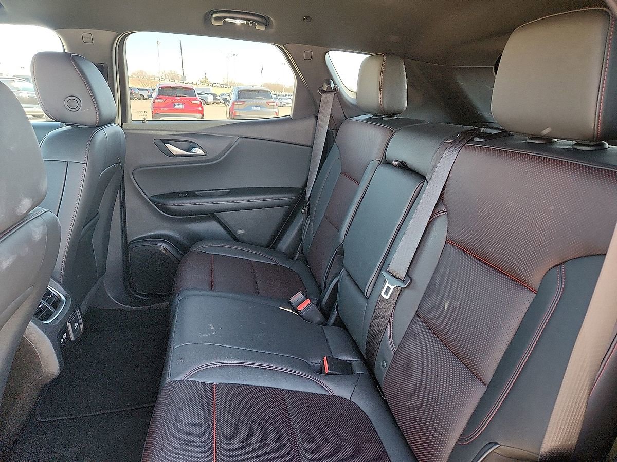 Used 2025 Chevrolet Blazer RS image 5