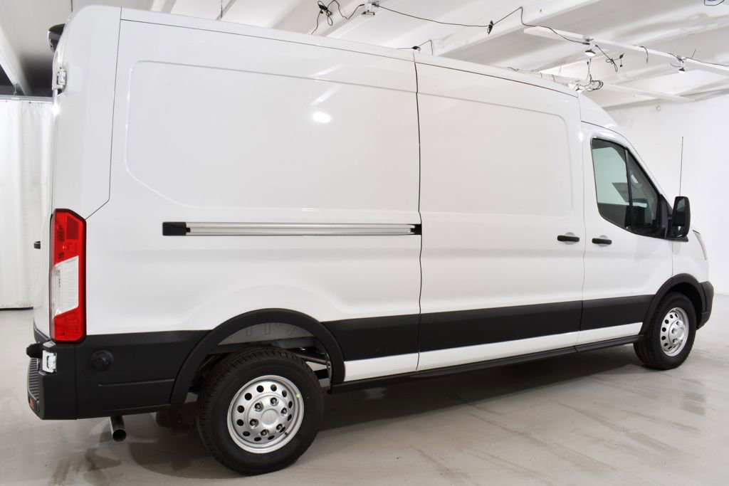 New 2026 Ford Transit 250 148 Medium Roof Extended AWD image 11