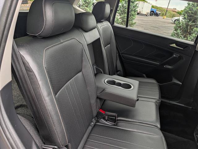 Used 2023 Volkswagen Tiguan SE w/ Panoramic Sunroof Package AWD/4WD image 15