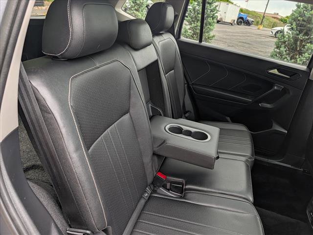 Used 2023 Volkswagen Tiguan SE w/ Panoramic Sunroof Package AWD/4WD image 15