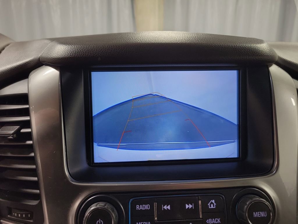 Used 2020 Chevrolet Suburban Premier image 19