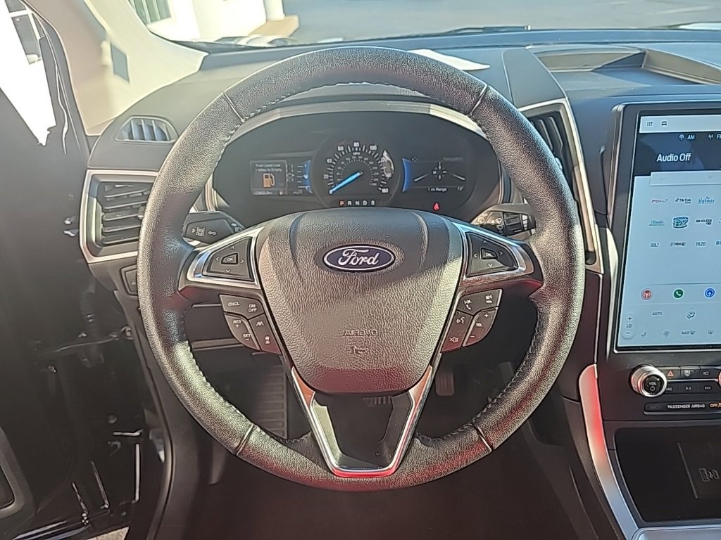 Used 2024 Ford Edge SEL image 13