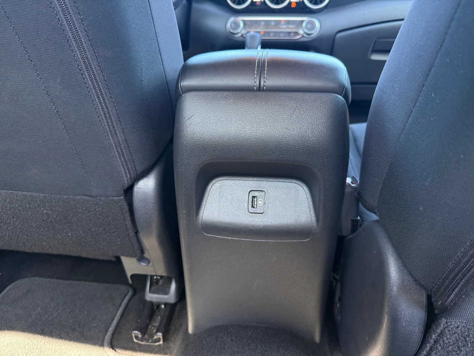 Used 2024 Nissan Sentra SV FWD image 31
