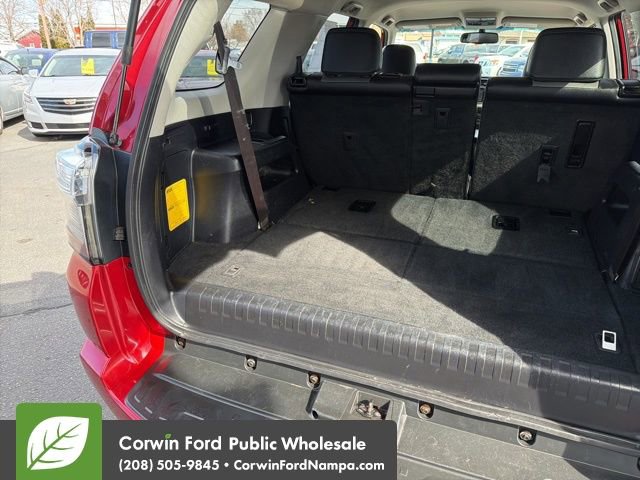 Used 2018 Toyota 4Runner SR5 Premium image 30