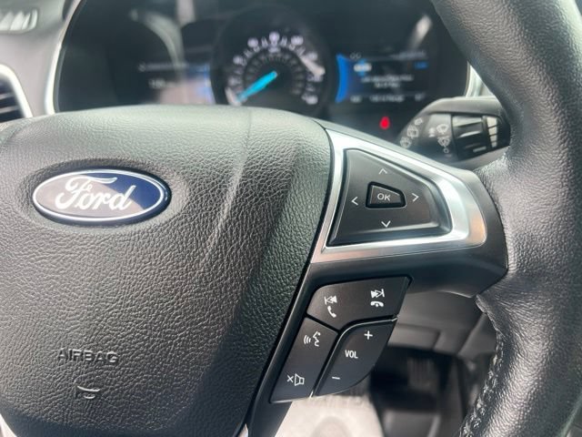 Used 2021 Ford Edge Titanium w/ Equipment Group 301A AWD/4WD image 30