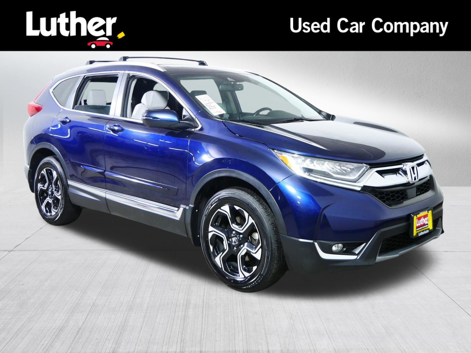 Used 2017 Honda CR-V Touring image 1