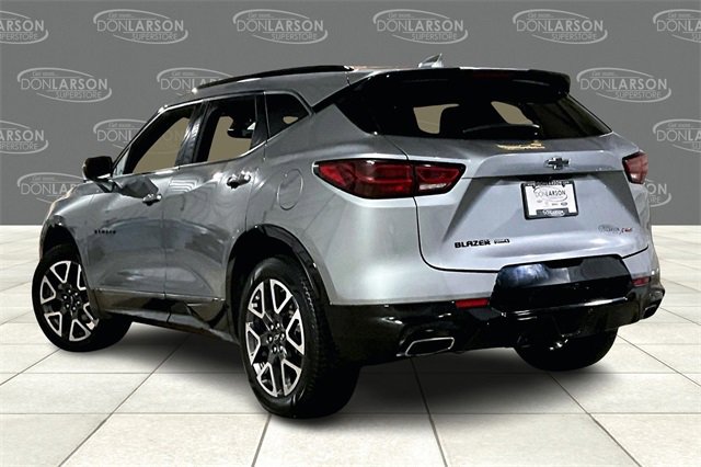 Certified 2023 Chevrolet Blazer RS w/ Driver Confidence II Package image 5