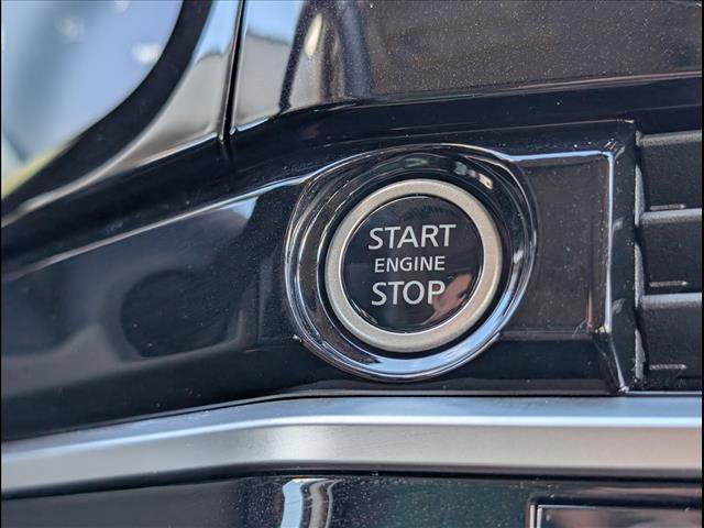 Used 2024 Nissan Pathfinder Platinum w/ Cargo Package image 17