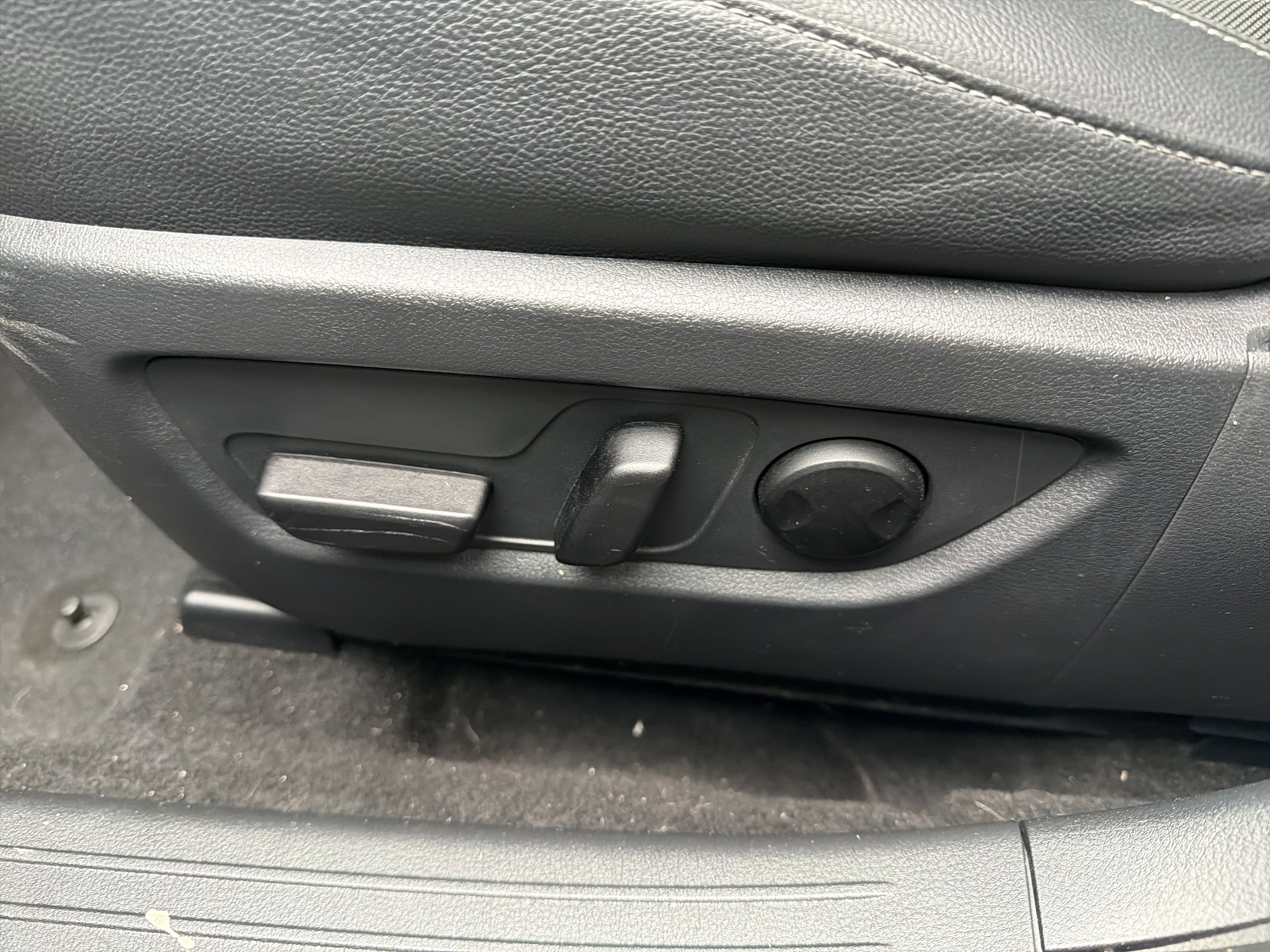 Used 2023 MAZDA CX-50 2.5 S w/ Cargo Package image 10