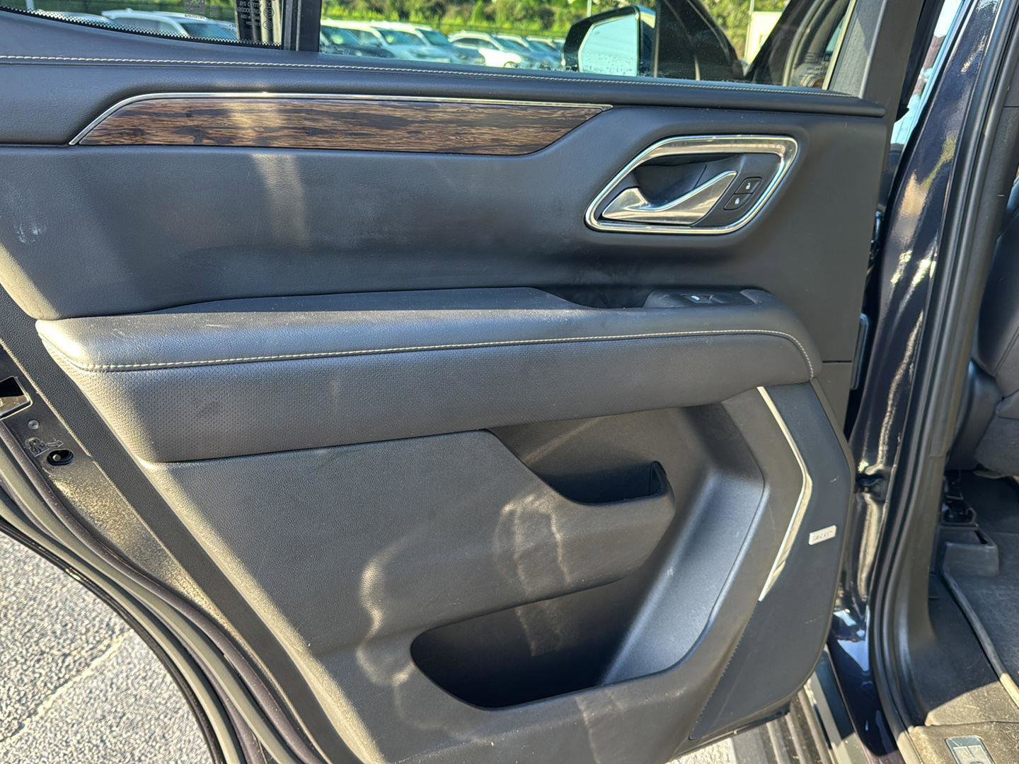 Used 2023 Chevrolet Tahoe Premier image 15