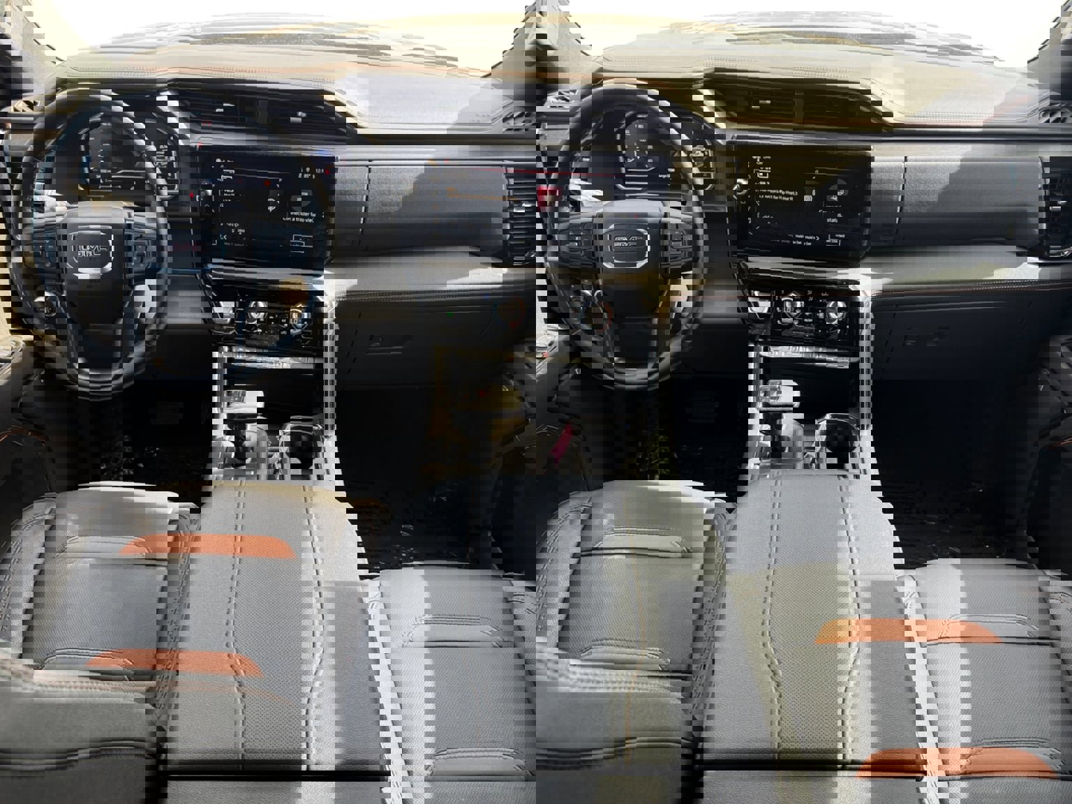 Used 2024 GMC Sierra 1500 AT4 w/ Technology Package image 12