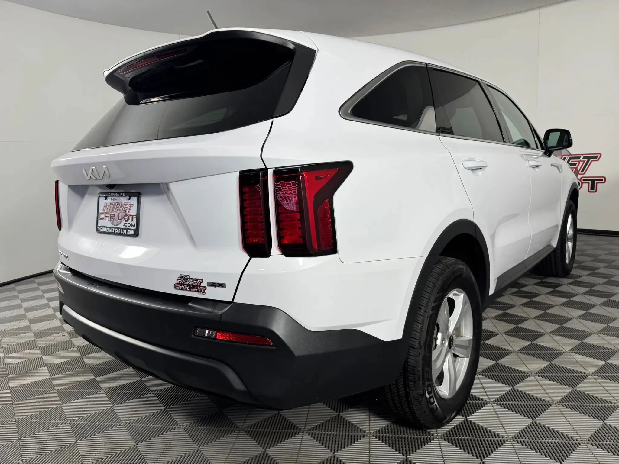 Used 2023 Kia Sorento LX AWD/4WD image 27