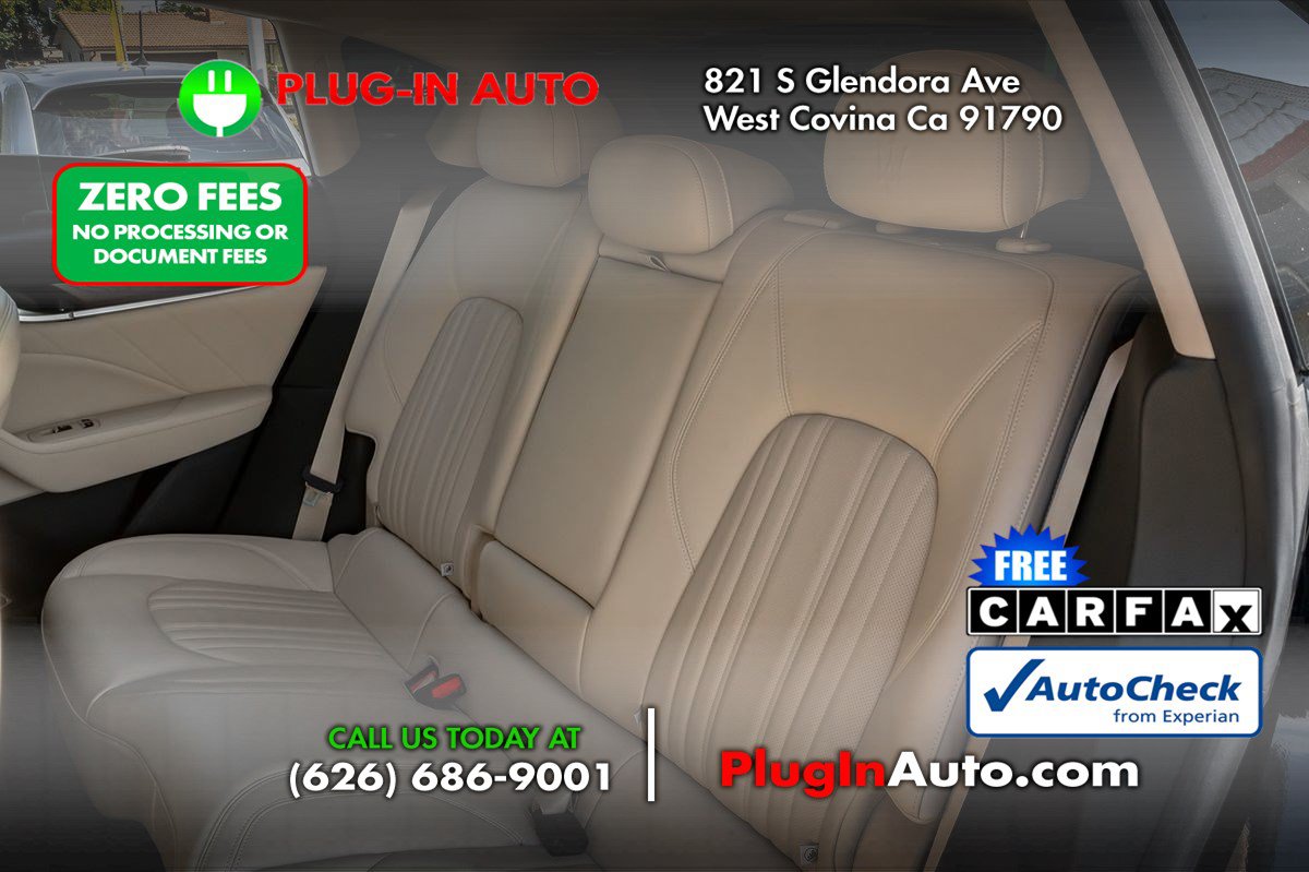 Used 2022 Maserati Levante Modena AWD/4WD image 12