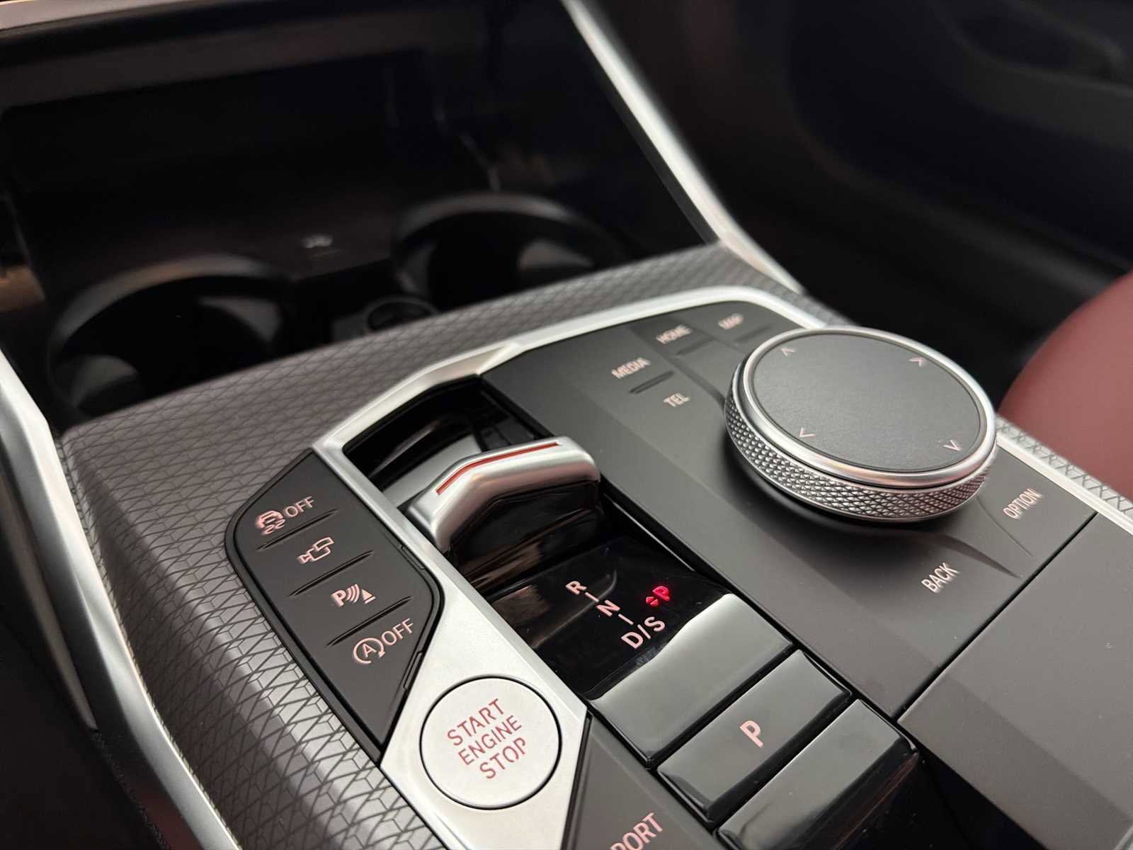 New 2026 BMW 330i xDrive Sedan w/ Premium Package AWD/4WD image 16