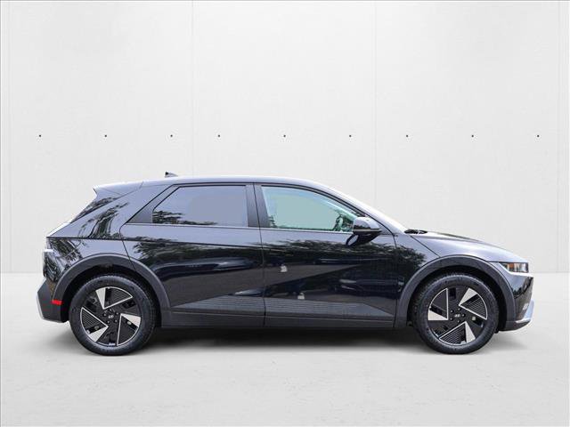 New 2025 Hyundai Ioniq 5 SE image 4