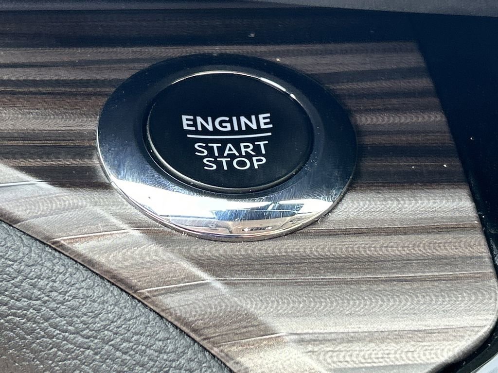 Used 2022 Ford Explorer Limited w/ Limited Technology Package image 28