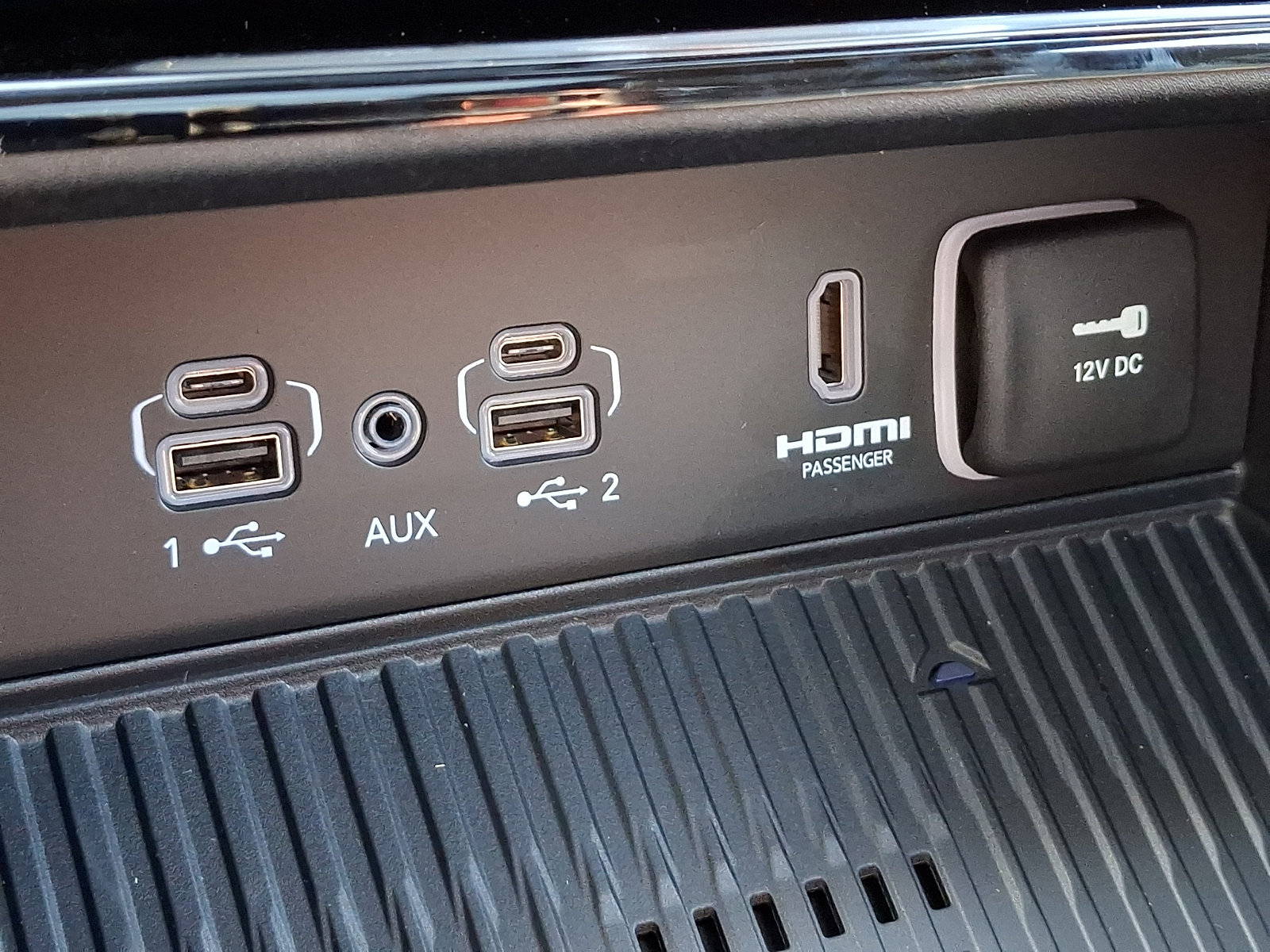 New 2026 Jeep Grand Cherokee Summit AWD/4WD image 16