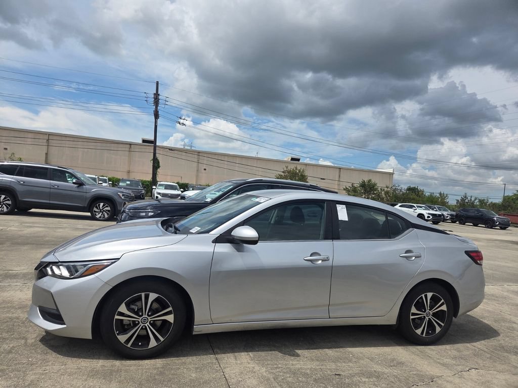 Used 2022 Nissan Sentra SV w/ Trunk Package FWD image 2