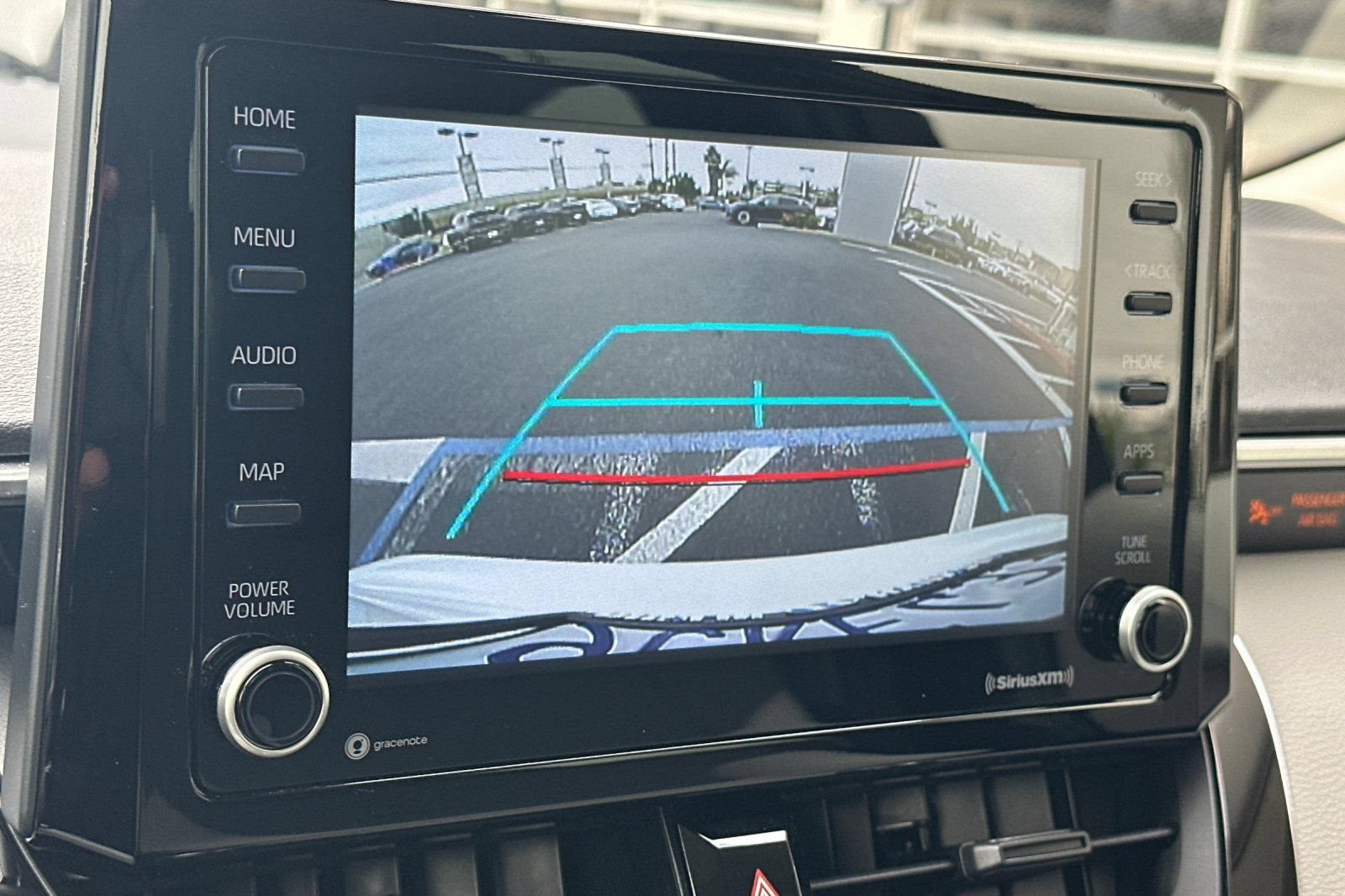 Used 2022 Toyota Corolla LE FWD image 19