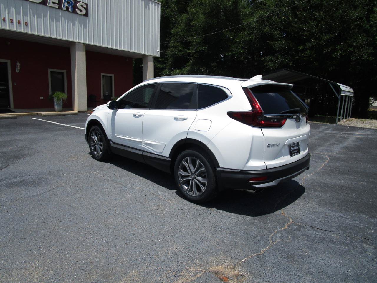 Used 2022 Honda CR-V Touring image 2