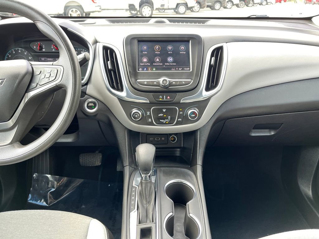 Used 2023 Chevrolet Equinox LS AWD/4WD image 24