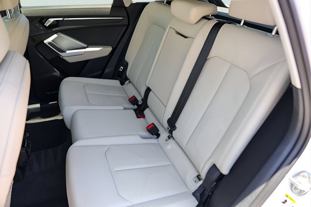 Used 2023 Audi Q3 2.0T Premium Plus AWD/4WD image 25