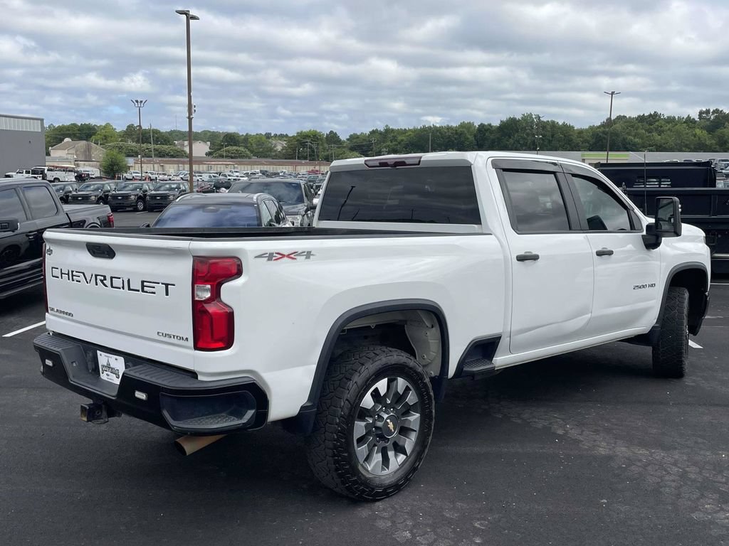 Used 2021 Chevrolet Silverado 2500 Custom w/ Custom Value Package AWD/4WD image 3