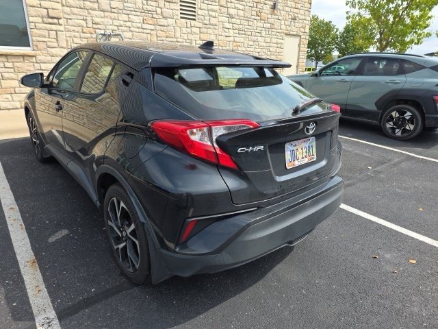 Used 2018 Toyota C-HR XLE FWD image 15