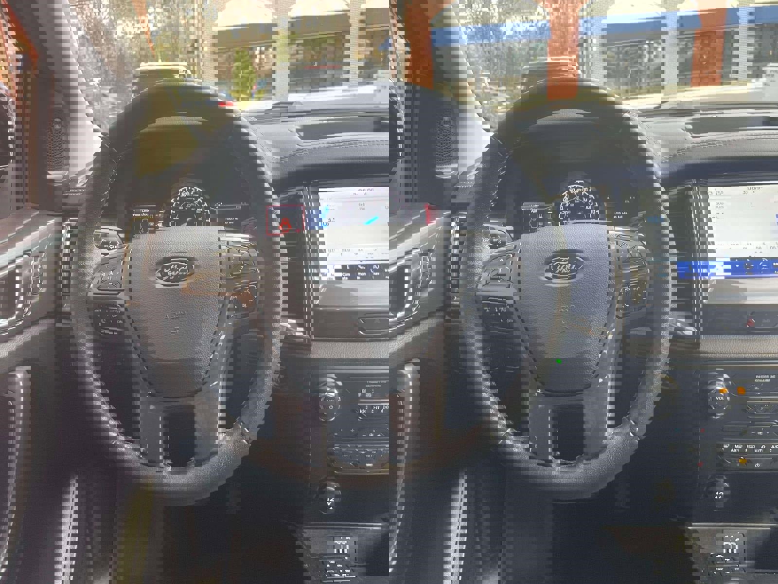 Used 2022 Ford Ranger Lariat w/ Equipment Group 501A High image 15