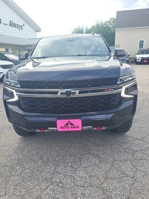 Used 2022 Chevrolet Tahoe Z71 w/ Luxury Package AWD/4WD image 28