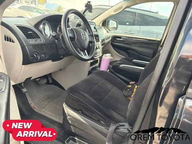 Used 2013 Dodge Grand Caravan American Value Package FWD image 10