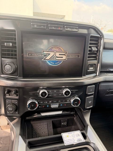 Used 2023 Ford F350 Lariat w/ Tow Technology Package image 11