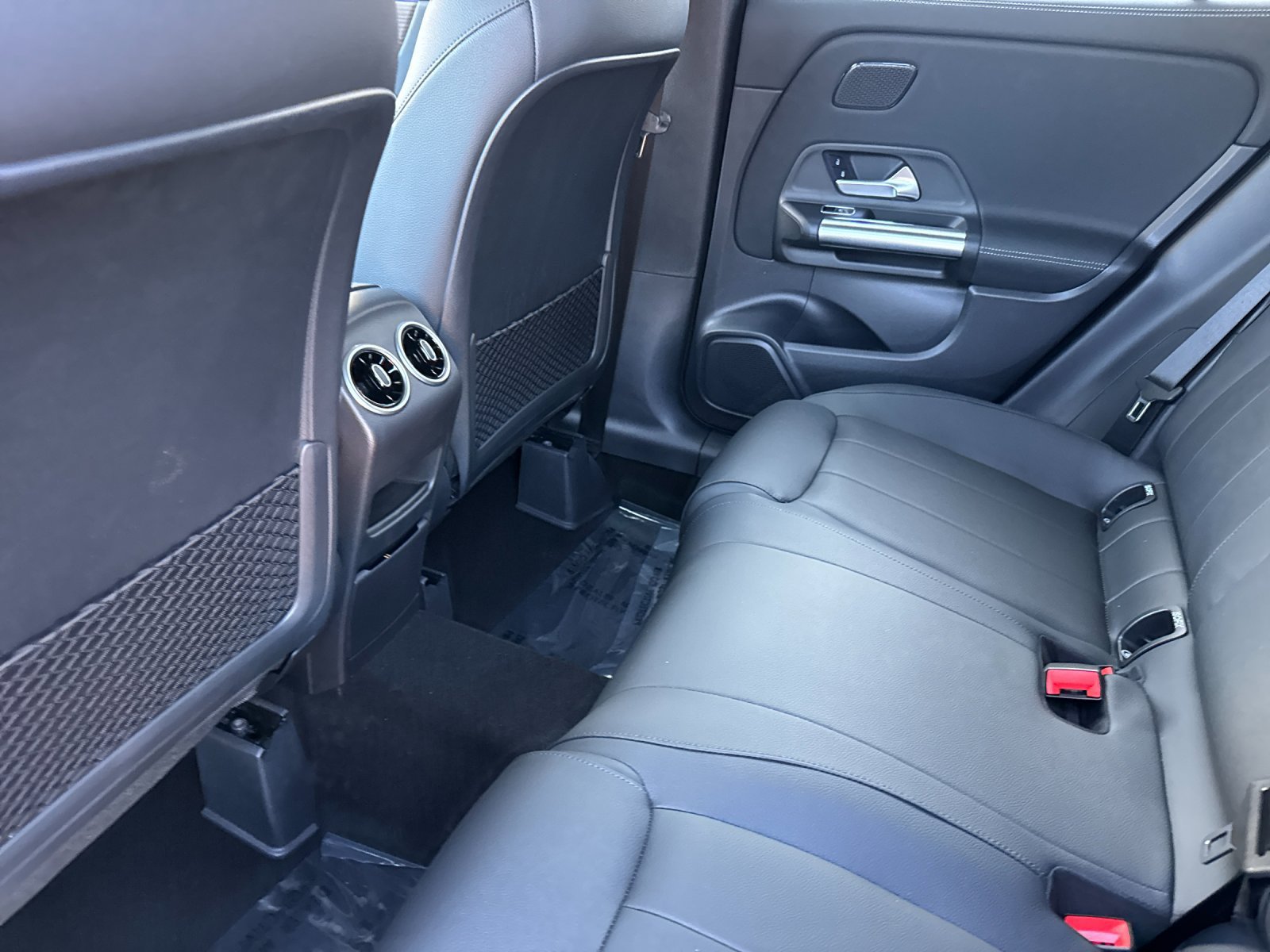 New 2026 Mercedes-Benz GLA 250 4MATIC image 11
