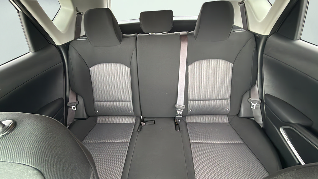Used 2024 Kia Soul LX w/ Option Group 015 FWD image 31