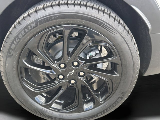 New 2027 Chevrolet Bolt RS FWD image 34