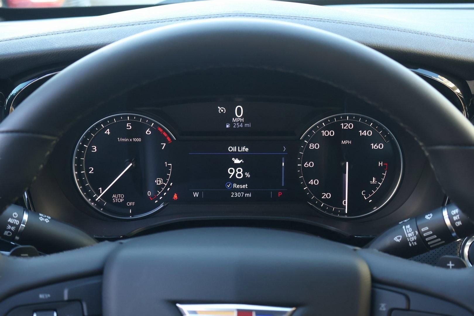 New 2025 Cadillac XT6 Luxury FWD image 23