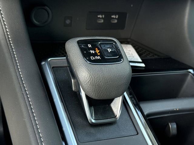 New 2026 Nissan Pathfinder SL FWD image 38