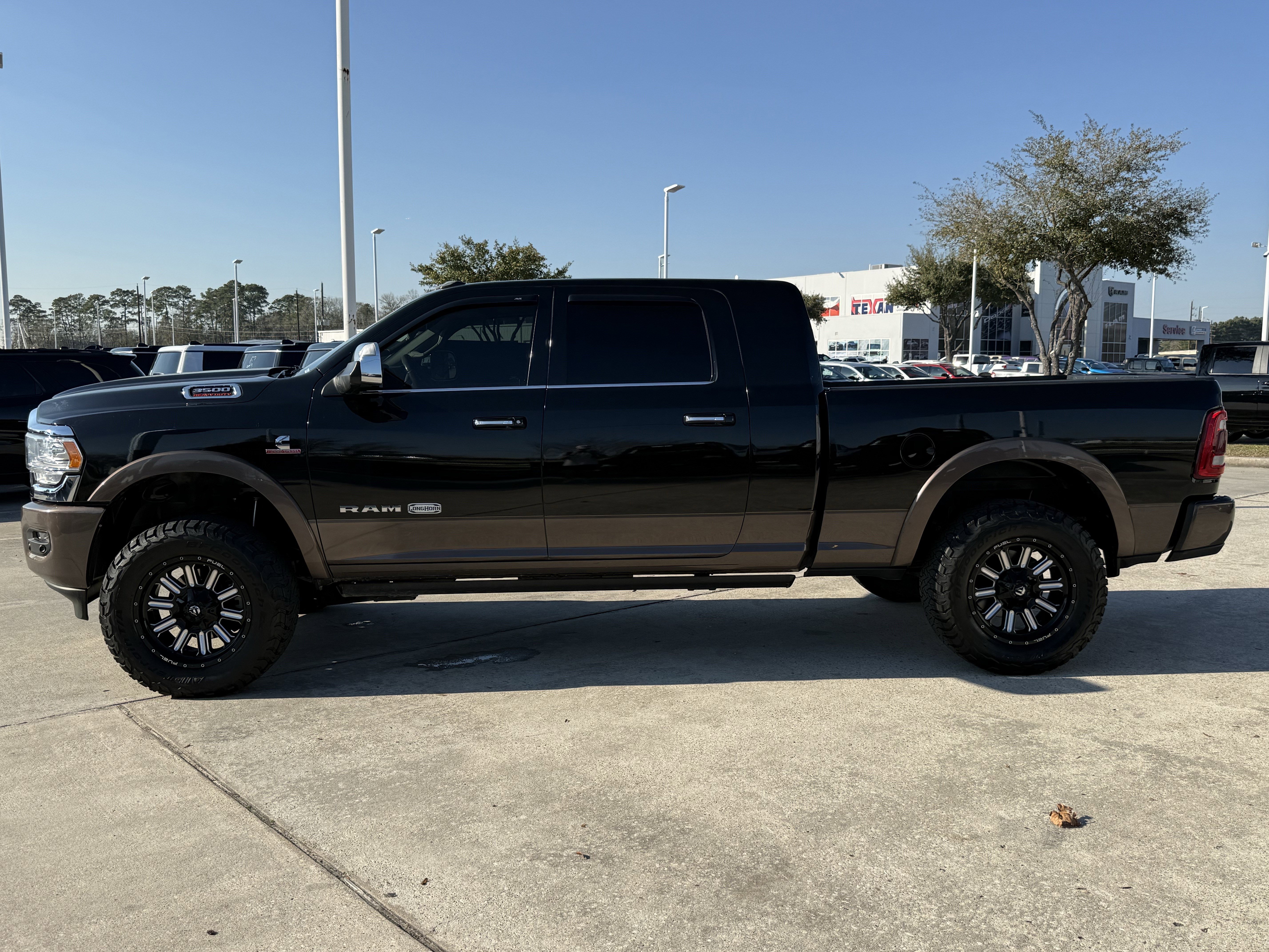 Used 2022 RAM 3500 Limited image 8