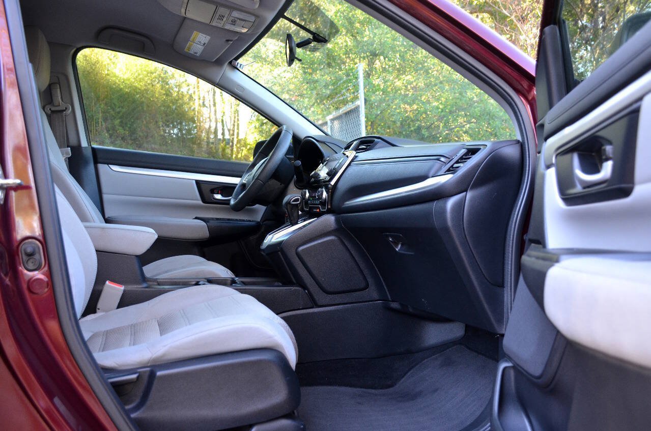 Used 2018 Honda CR-V LX image 9