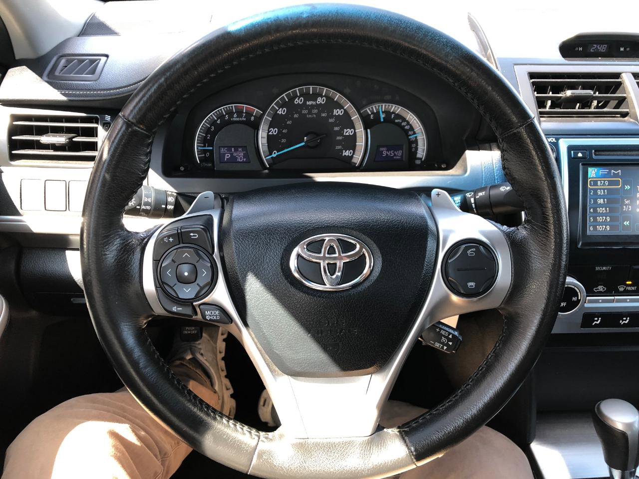 Used 2012 Toyota Camry SE FWD image 17