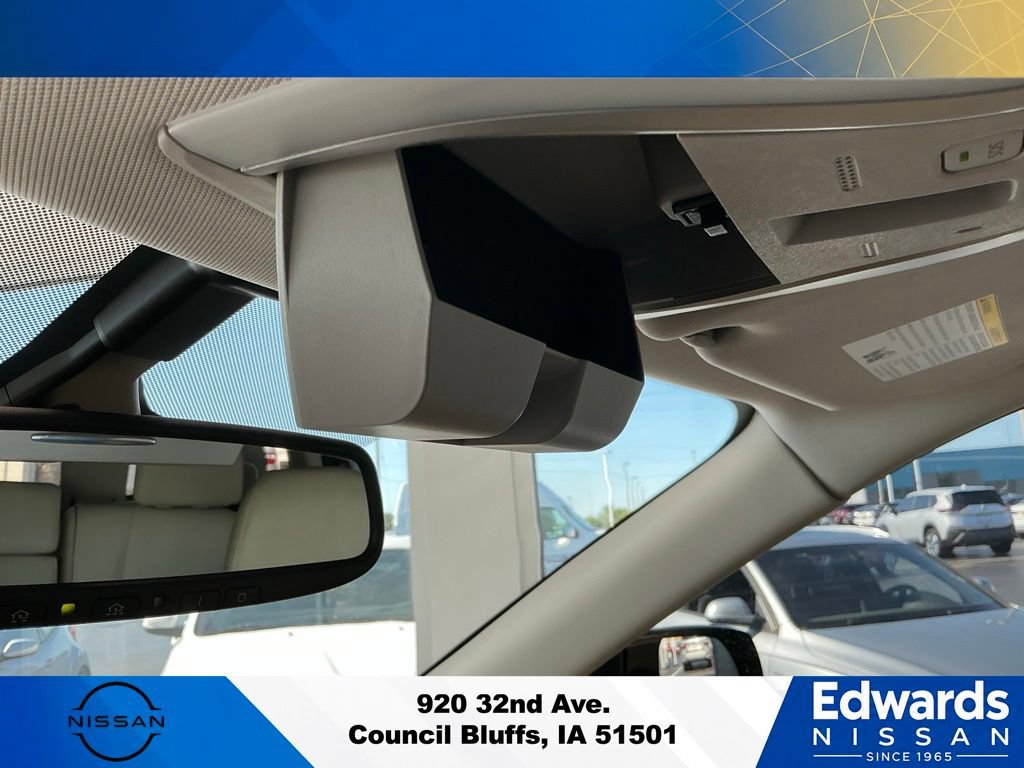 Used 2019 INFINITI QX60 Luxe w/ Sensory Package AWD/4WD image 38