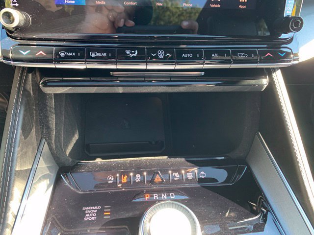 Used 2023 Jeep Wagoneer Series II AWD/4WD image 35