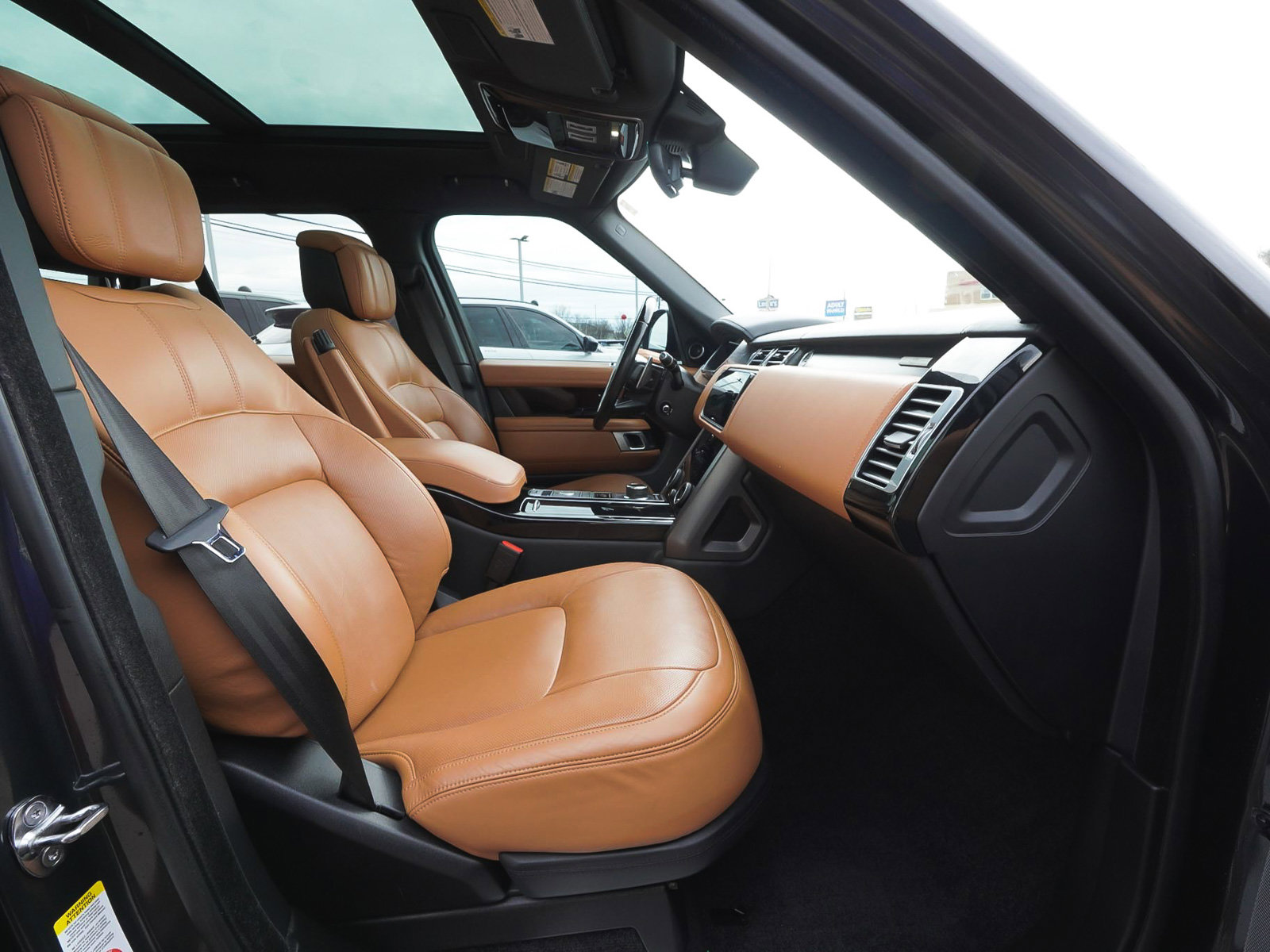 Used 2021 Land Rover Range Rover Autobiography Fifty Edition image 46