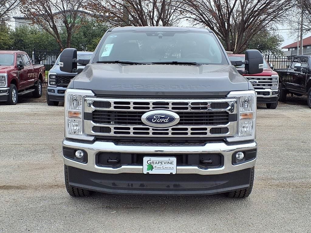 New 2026 Ford F250 XLT w/ FX4 Off-Road Package AWD/4WD image 2