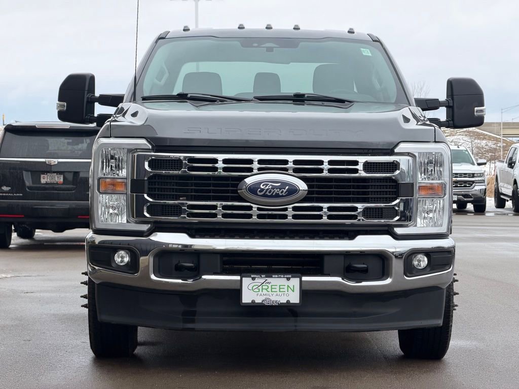 Used 2024 Ford F350 XLT image 6