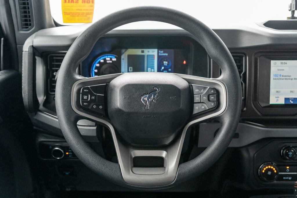 Used 2023 Ford Bronco Base image 14