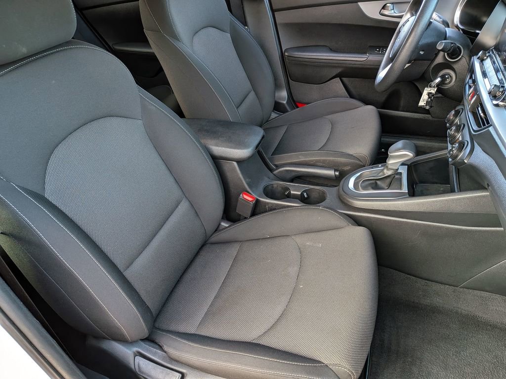 Used 2023 Kia Forte LXS w/ LXS Technology Package FWD image 28