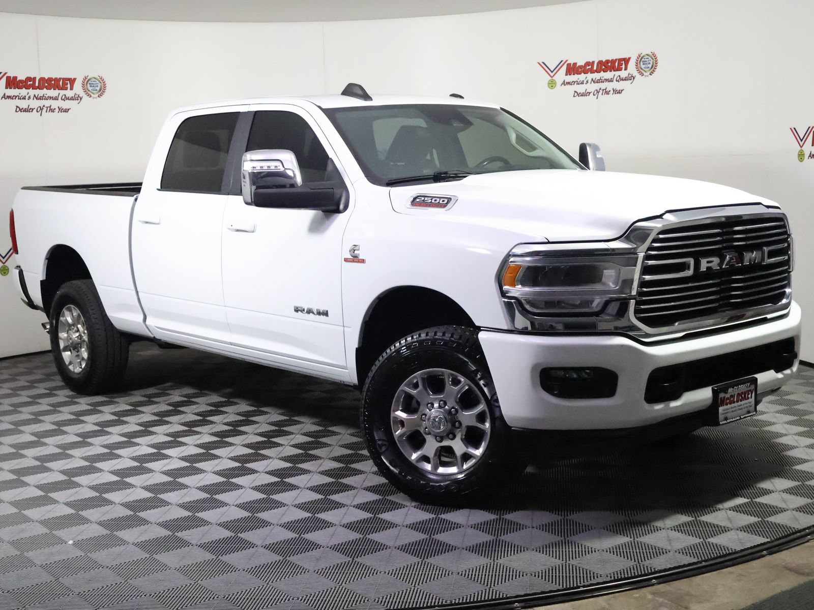 Used 2024 RAM 2500 Laramie w/ Safety Group AWD/4WD image 2