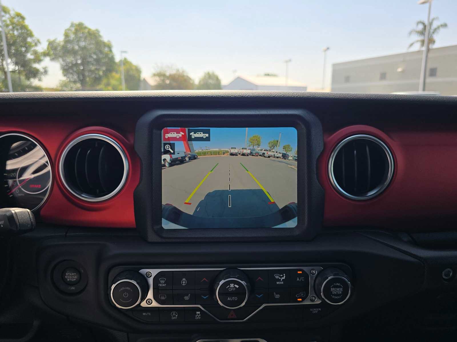 Used 2020 Jeep Gladiator Rubicon AWD/4WD image 27